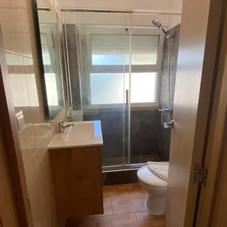 Almada Central Apartment