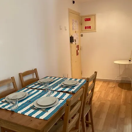 Lägenhet Almada Central Apartment *