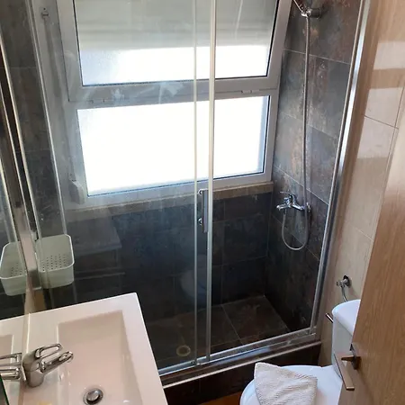 Almada Central Apartment * Almada